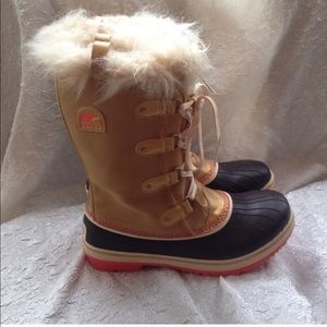 Sorel Joan of Arc Boots. Women’s 8.5, Kids 7